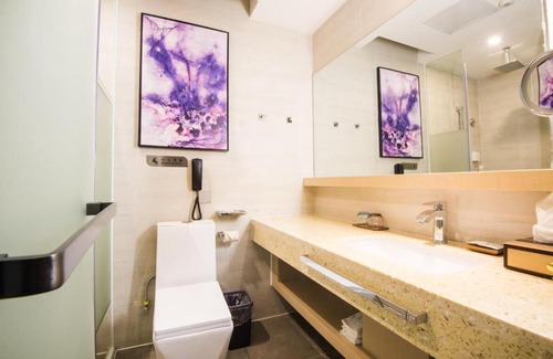 Zhongshan District Hotel | Lavande Hotel (Liupanshui Ancient Town Branch)