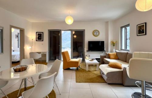Donji Morinj Apartamento | Lavender Bay Apartment C23