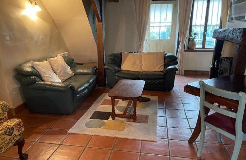 Scoury Casa | Lavender Cottage
