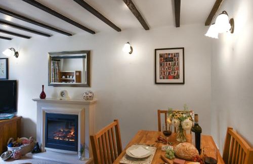 Bicton Casa | Lavender Cottage
