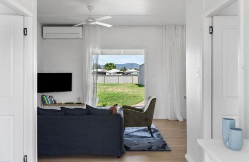 Cessnock Casa | Lavender Cottage - Minutes to Wineries
