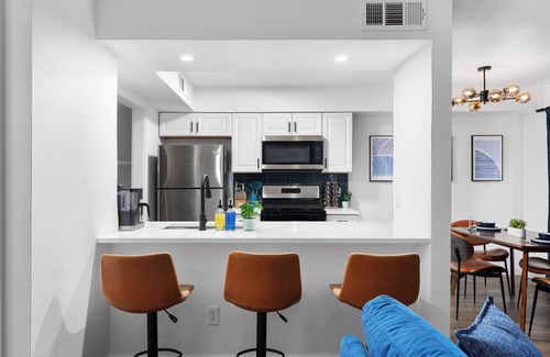 South Lamar Casa | Lavish Escape Steps from Zilker & South Congress