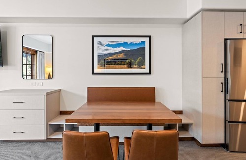 Tamarack Apartamento | Lavish Studio with Balcony