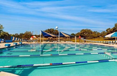 Lakeway Apartamento | Lavish World of Tennis