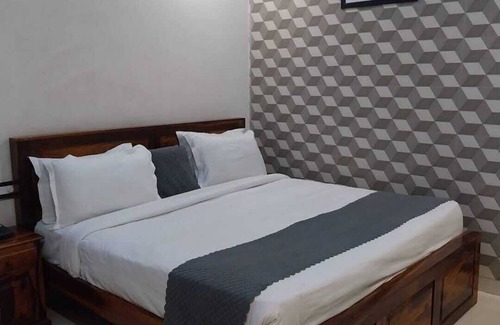 Faridabad Hotel | LAVIT HOTEL
