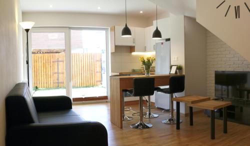 Rzeszow Apartamento | Lawendowy Zakątek - klimatyzacja - ogródek - prywatny parking
