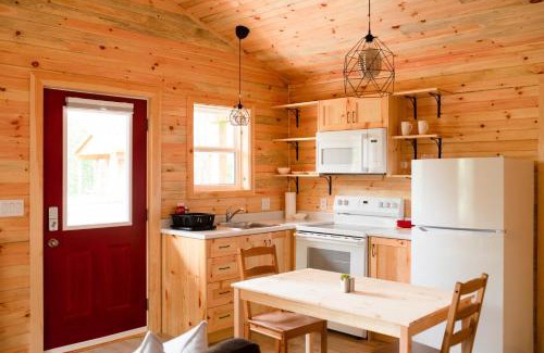 Halifax County Cabina | Lawrencetown Lodge - Nova Scotia Cottages