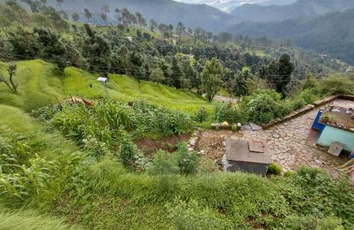 Almora Casa | Laxman Vila Hilltop Retreat