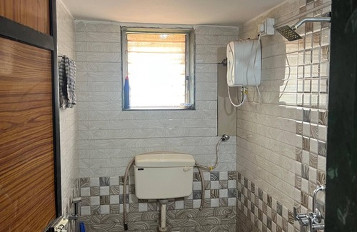 Varanasi Nagar Nigam Hotel | Laxmi villa