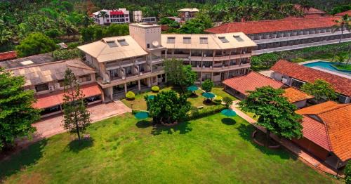 Thalpitiya Hotel | Laya Beach