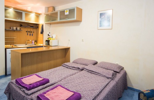 Burgas Apartamento | LAZUR - 15min to the Beach - nice flat with 2 separate rooms