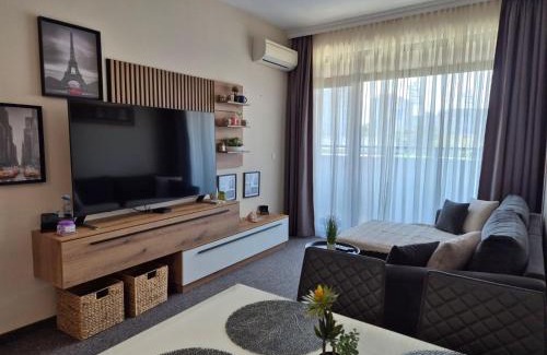 Burgas Apartamento | Lazuren Bryag Lux suite