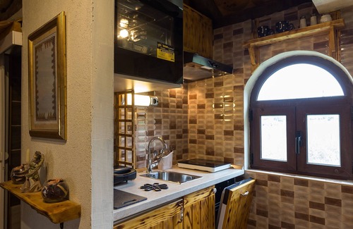 Mihanici Casa | Lazuština Paradise - Holiday Home with Swimming Pool