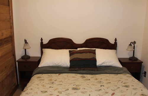 Okanagan-Similkameen Cabina | Lazy Bay - Large Lake Cabin