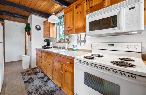 Woodlands Casa | Lazy Bear Cabin
