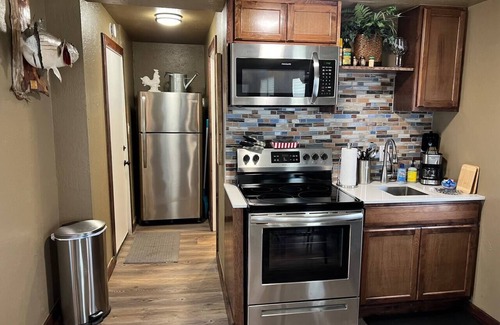 Medicine Park Casa | Lazy Bear Cobblestone - Pet friendly w/ pet fee