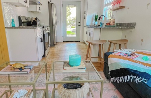 Murrells Inlet Casa | Lazy Days Bungalow, Heart of Murrells Inlet, Steps to the Marshwalk, Pets Okay