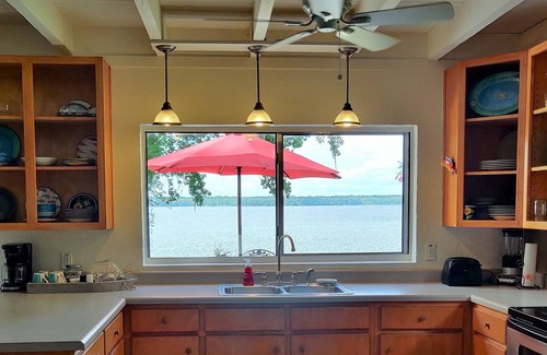 Telogia Casa | Lazy Days - formerly Collins Landing House