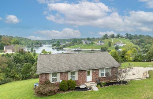 Williamstown Casa | Lazy Days Waterfront for 12