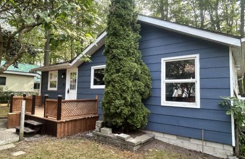 Wasaga Beach Casa | Lazy Daze (House 2)