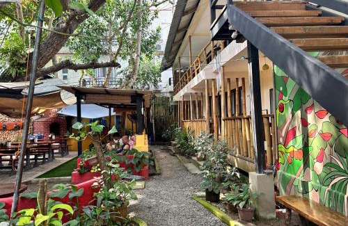 Boracay Island Complejo | Lazy Dog Bed & Breakfast
