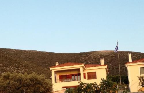 Kymi-Aliveri Casa | Lazy Farm
