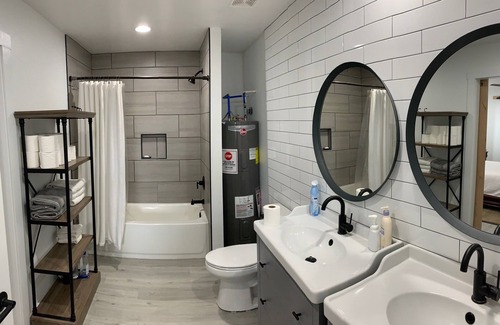 Cotton Center Otro | Lazy Farms - Quiet Rural Lodging 10 minutes from TTU