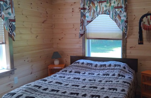 Frenchville Cabina | Lazy K Rental is a cozy cabin close to PA Quehanna Wildlife area.