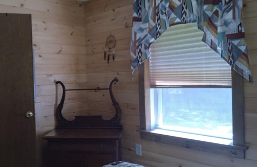 Frenchville Cabina | Lazy K Rental is a cozy cabin close to PA Quehanna Wildlife area.