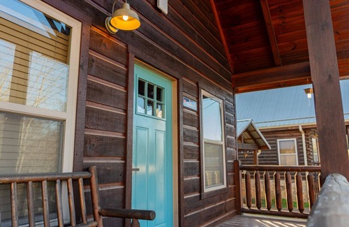Byrdstown Cabina | Lazy Lake Days Fast Wifi Roku TV Free Firewood