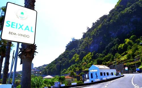 Porto Moniz Apartamento | Lazy Lizard by the Ocean