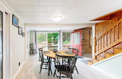 Alton Bay Casa | Lazy Loon Cottage