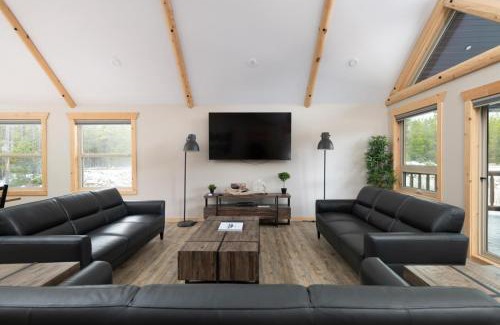 Valemount Casa | Lazy Moose