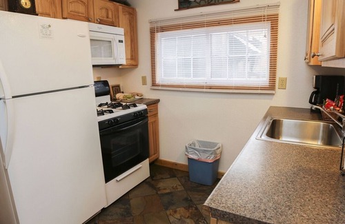 Estes Park Cabina | Lazy R Cottages: 8 2 Bedroom Cabin