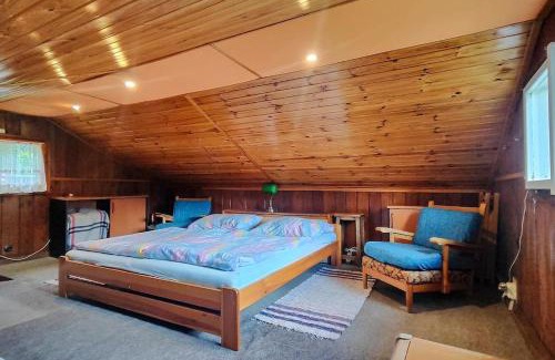 Cernosice Casa | Lazy River Hut