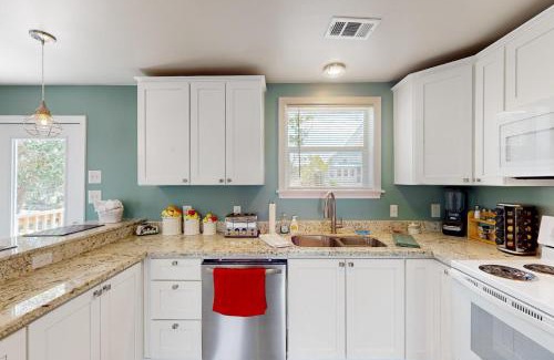Shoreline Park Casa | Lazy River, Lazy Days