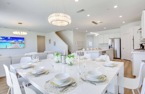Coachella Casa | Lazy River, Pickleball, Gameroom, Fun in the desert!