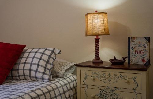 Kernville Casa | Lazy Squirrel - Cozy Family House with Full Game Room