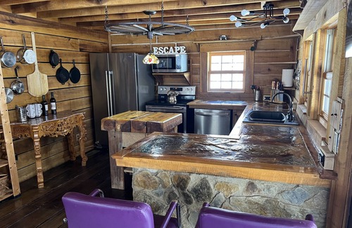 Dabolt Cabina | Lazy Turtle Campground