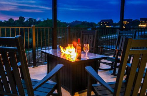 Wears Valley Villa | Lazzee River Getaway