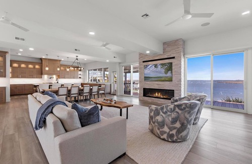 Beach Haven Casa | LBI Beach Haven Waterfront Estate/Resort! Gated-Pool-Hot Tub-Boat Dock! Luxury!