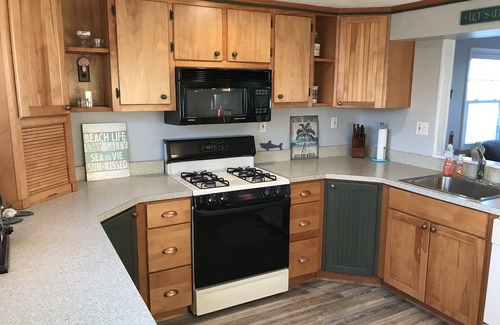 North Beach Haven Casa | LBI Paradise Bayfront! Bayview park and Ocean beach ! 2 blocks away!
