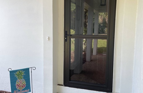 Longboat Key Casa | LBK Home! Steps from the beach! Sleeps 4!