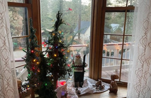 Wrightwood Cabina | LBL · 1250sqft/WIFI/SmartTV/firepit/King&3Queens