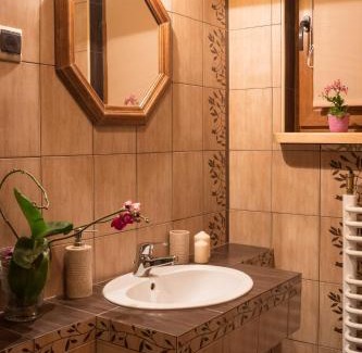 Lesko Casa | Leśniczówka Przytulia - Bieszczadzka Zagroda