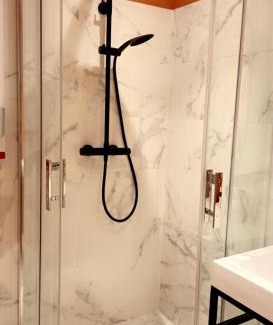 Gare-Jouvenet Apartamento | Le 102, Maison avec Terrasse et parking Gare de ROUEN