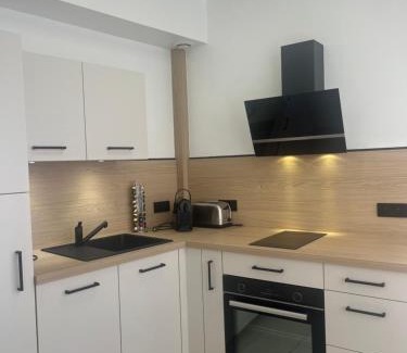 Epernay Apartamento | Le 24 appart rez-de-chaussée hyper-centre avec place de parking
