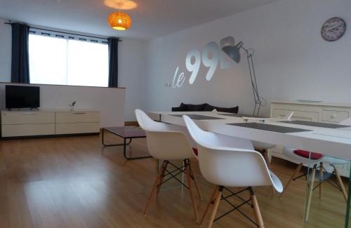 Hallennes-lez-Haubourdin Apartamento | le 99B Modern apartment queen size bed connected TV