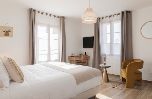 La Roquebrussanne Hotel | Le Baguier
