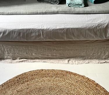 Saint-Laurent-sur-Gorre Cama Y Desayuno | Le bain d'Alice